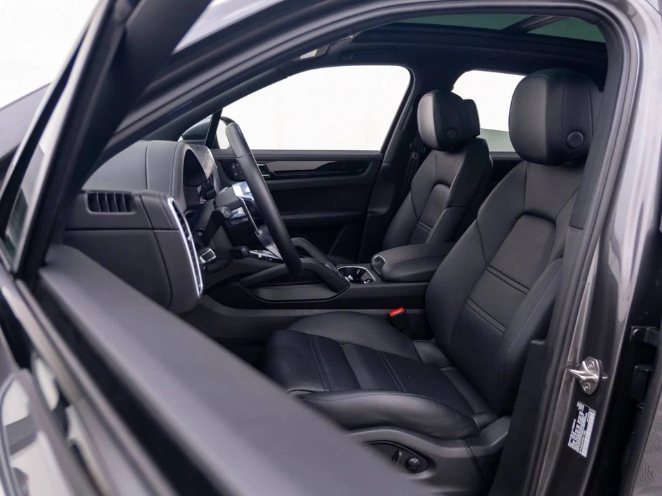 2023 Porsche 9Y0/9Y3 Cayenne - Image 5 of 5