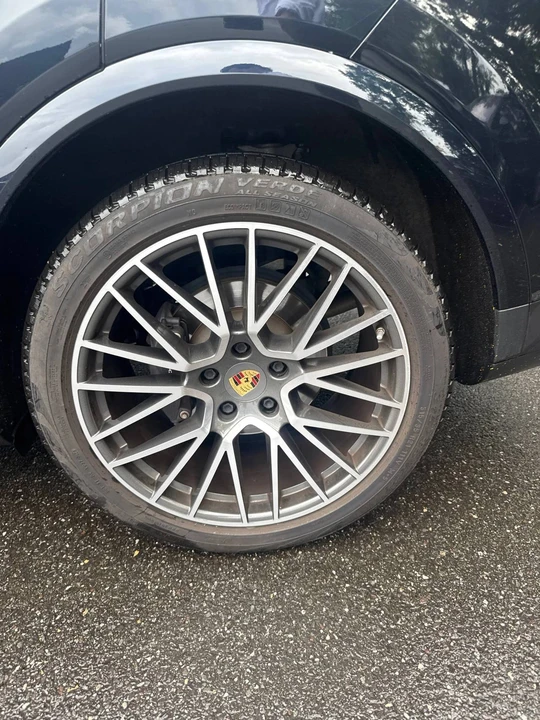 2023 Porsche 9Y0/9Y3 Cayenne - Image 5 of 5