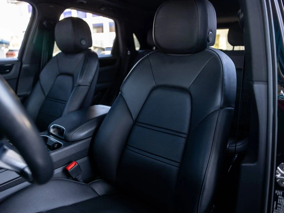 2023 Porsche 9Y0/9Y3 Cayenne - Image 5 of 5