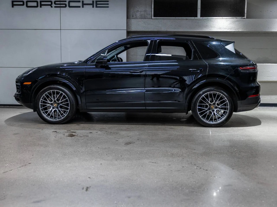 2023 Porsche 9Y0/9Y3 Cayenne - Image 2 of 5