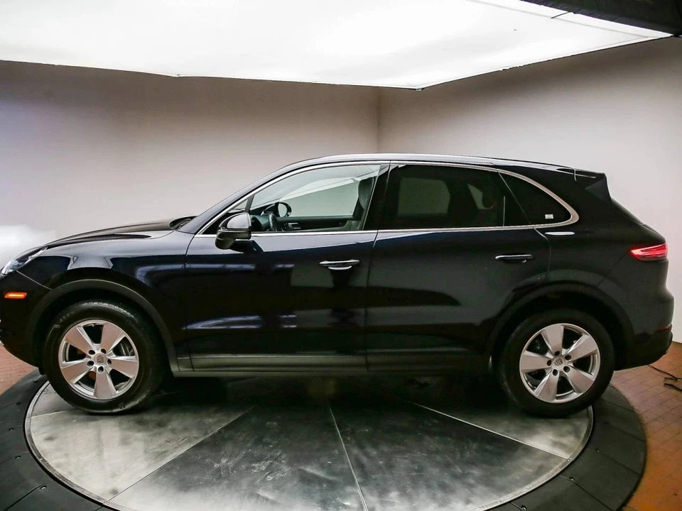 2023 Porsche 9Y0/9Y3 Cayenne - Image 2 of 5