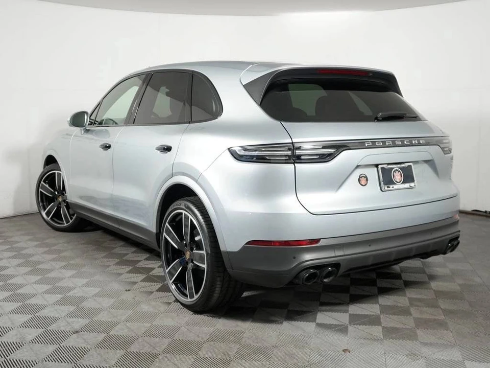 2023 Porsche 9Y0/9Y3 Cayenne - Image 3 of 5