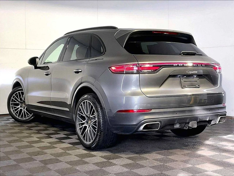 2023 Porsche 9Y0/9Y3 Cayenne - Image 3 of 5