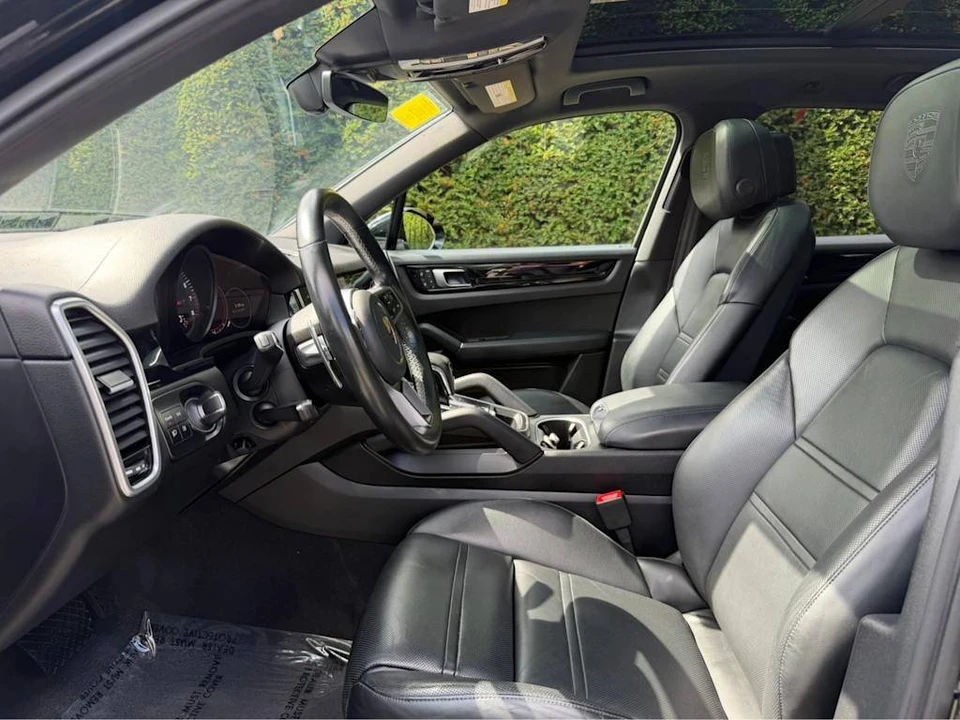 2023 Porsche 9Y0/9Y3 Cayenne - Image 4 of 5