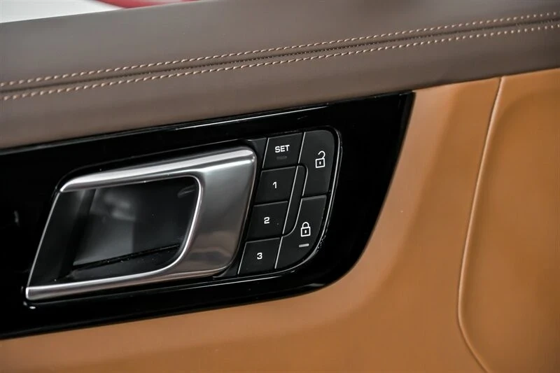 2023 Porsche 9Y0/9Y3 Cayenne - Image 19 of 21