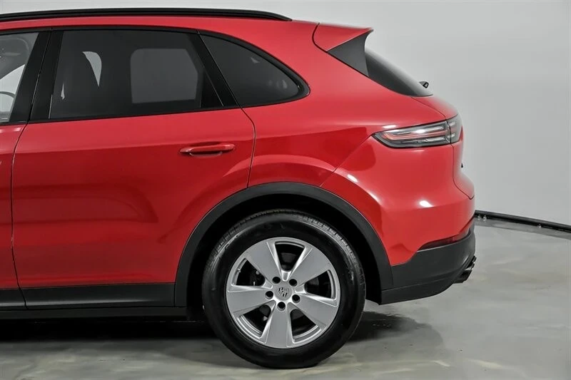2023 Porsche 9Y0/9Y3 Cayenne - Image 9 of 21