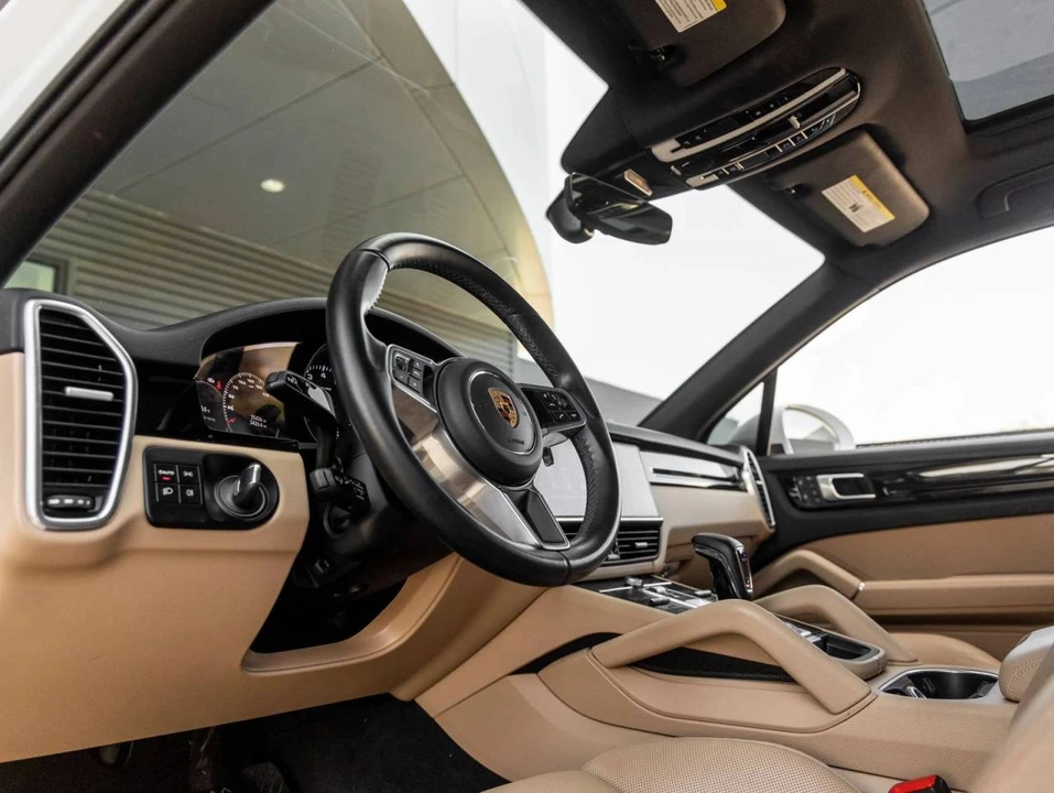 2023 Porsche 9Y0/9Y3 Cayenne - Image 4 of 5