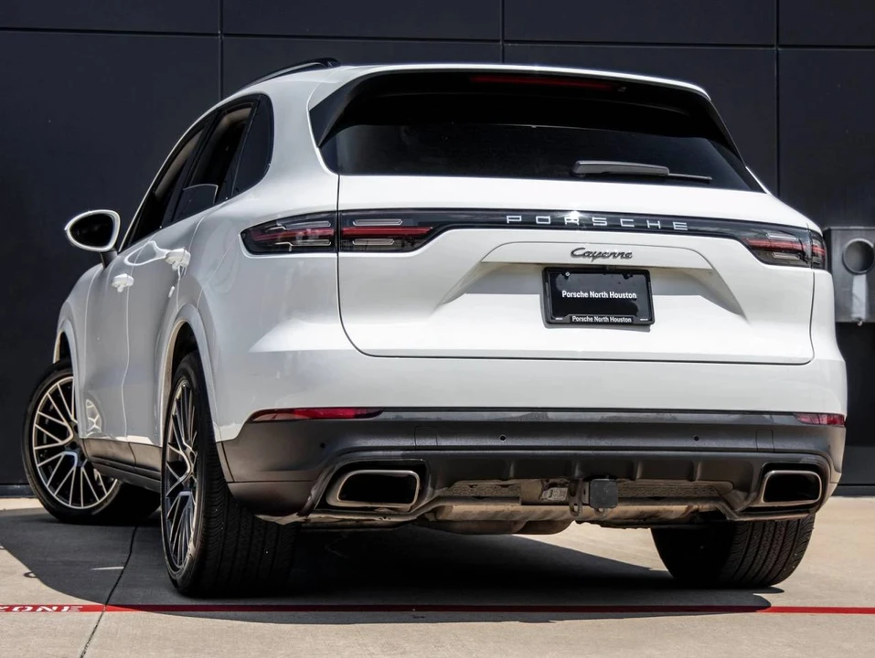 2023 Porsche 9Y0/9Y3 Cayenne - Image 3 of 5