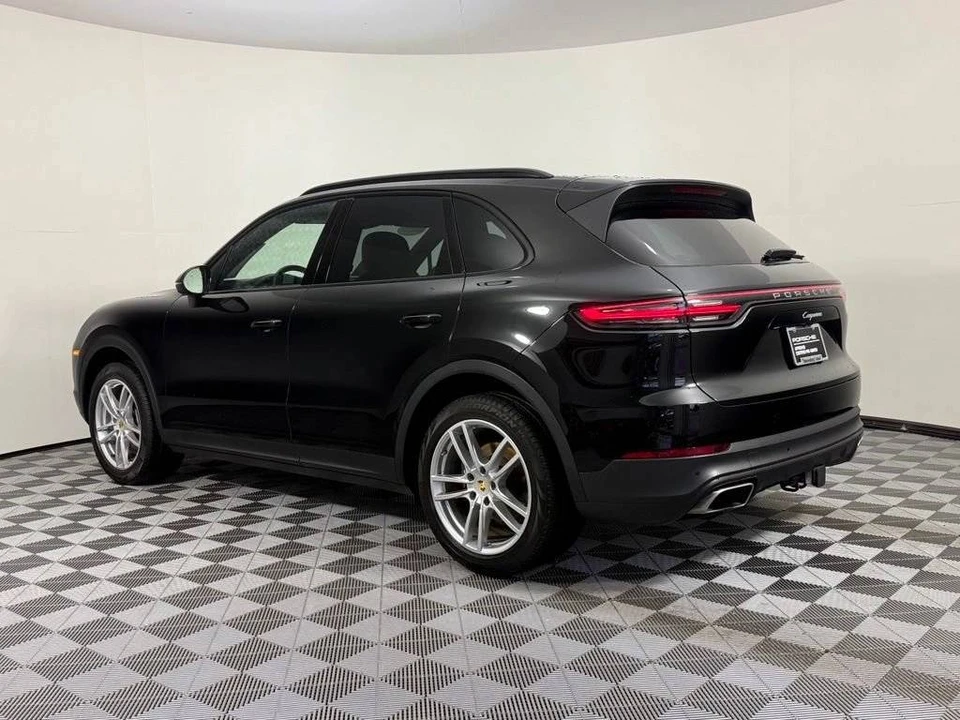 2023 Porsche 9Y0/9Y3 Cayenne - Image 3 of 5