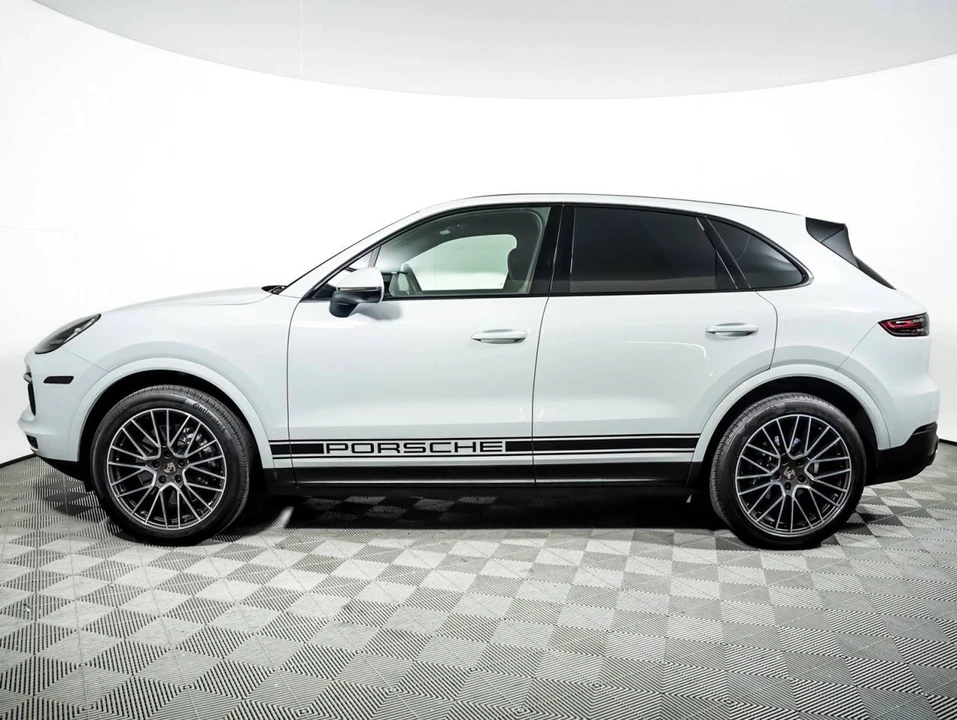 2023 Porsche 9Y0/9Y3 Cayenne - Image 2 of 5