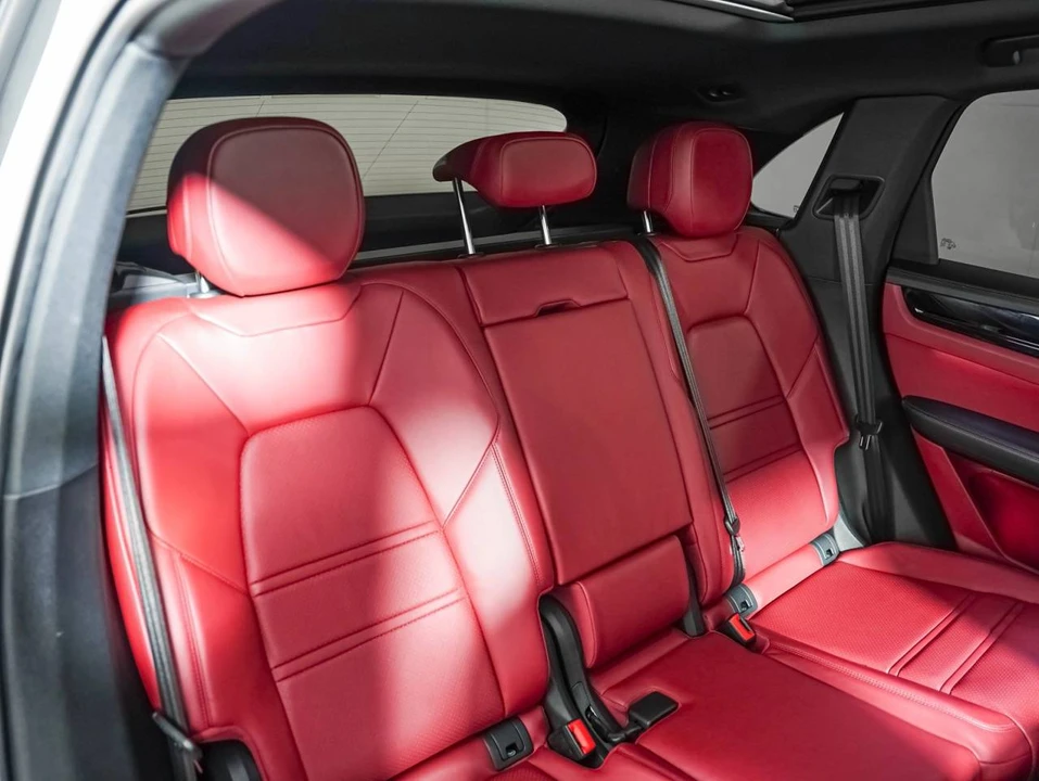 2023 Porsche 9Y0/9Y3 Cayenne - Image 5 of 5