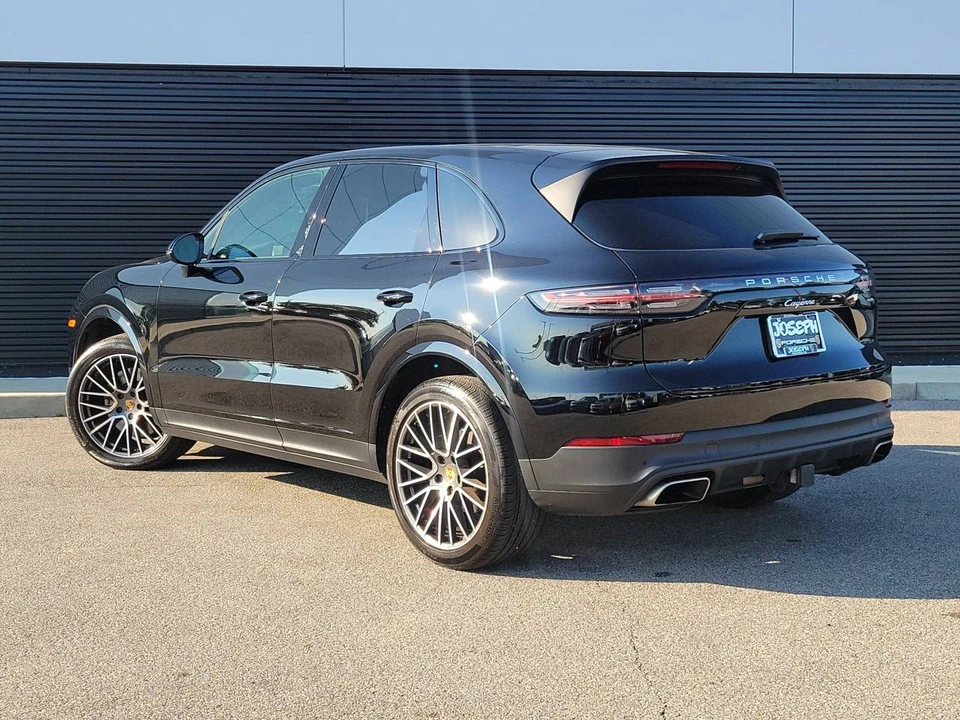 2023 Porsche 9Y0/9Y3 Cayenne - Image 3 of 5