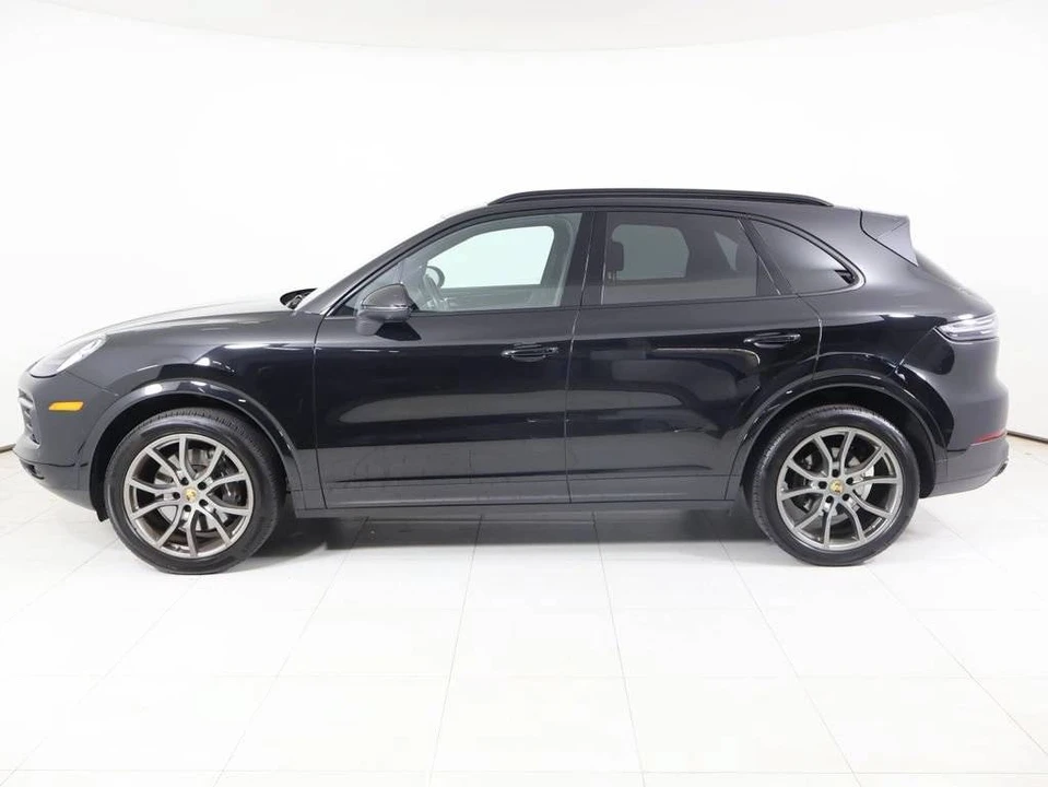 2023 Porsche 9Y0/9Y3 Cayenne - Image 2 of 5