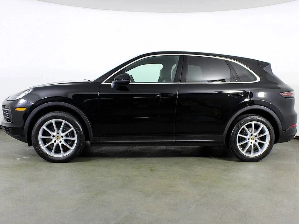 2023 Porsche 9Y0/9Y3 Cayenne - Image 2 of 5