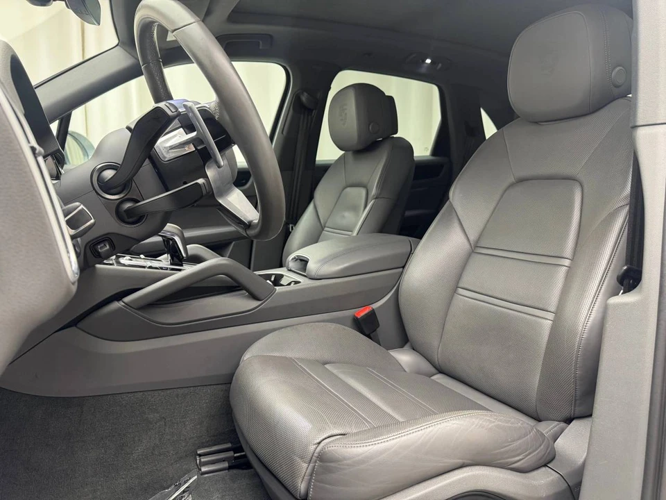 2023 Porsche 9Y0/9Y3 Cayenne - Image 5 of 5
