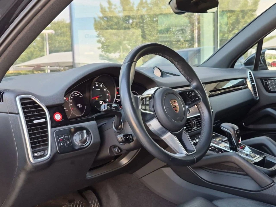 2023 Porsche 9Y0/9Y3 Cayenne - Image 4 of 5