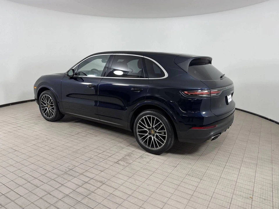 2023 Porsche 9Y0/9Y3 Cayenne - Image 3 of 4