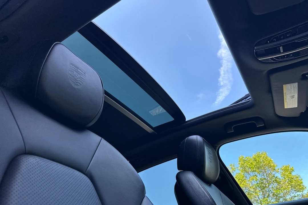 2023 Porsche 9Y0/9Y3 Cayenne - Image 19 of 31
