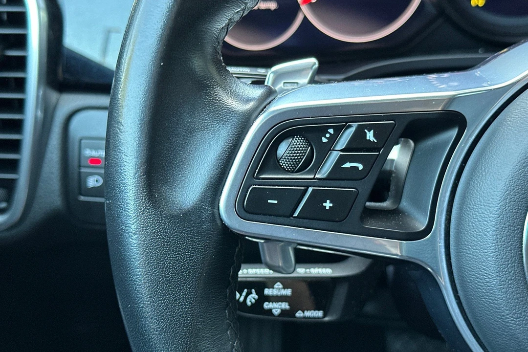 2023 Porsche 9Y0/9Y3 Cayenne - Image 30 of 31