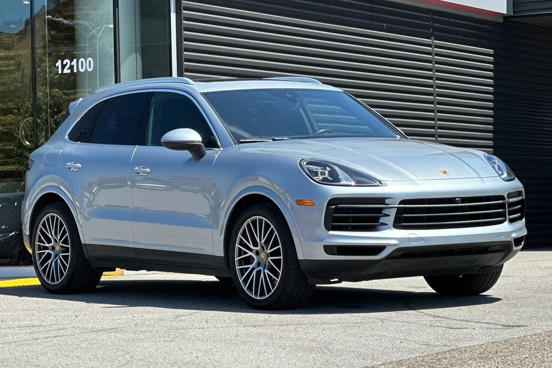 2023 Porsche 9Y0/9Y3 Cayenne - Image 10 of 31