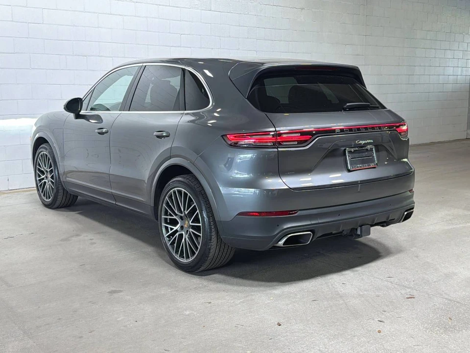 2023 Porsche 9Y0/9Y3 Cayenne - Image 3 of 5