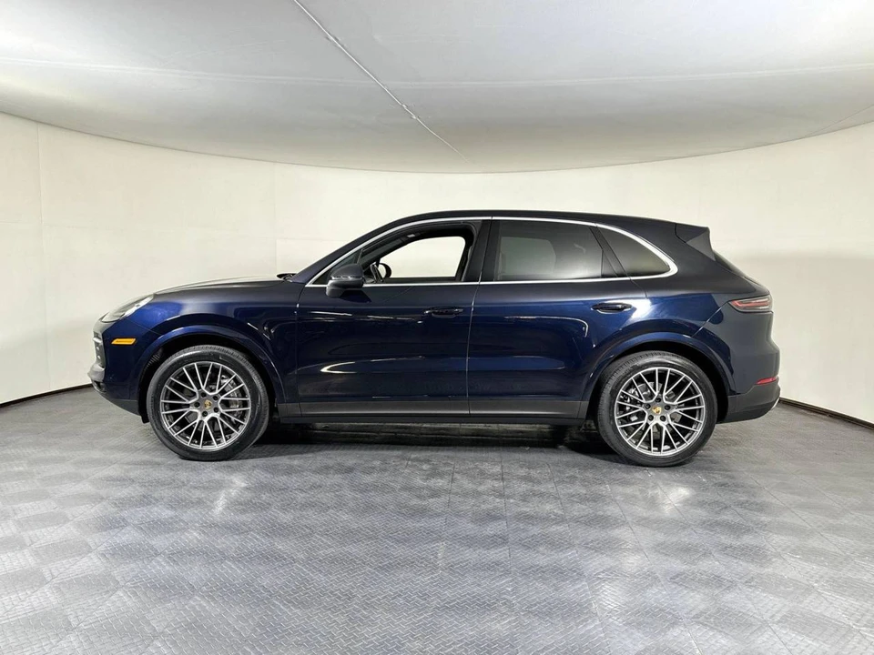 2023 Porsche 9Y0/9Y3 Cayenne - Image 2 of 5