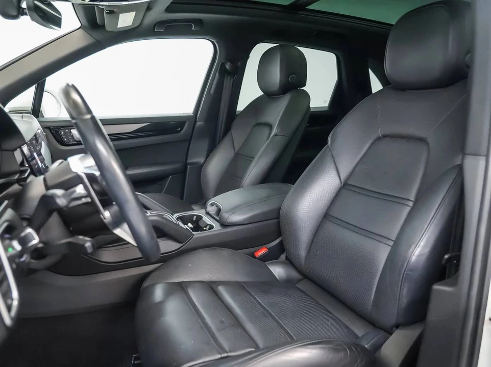 2023 Porsche 9Y0/9Y3 Cayenne - Image 5 of 5