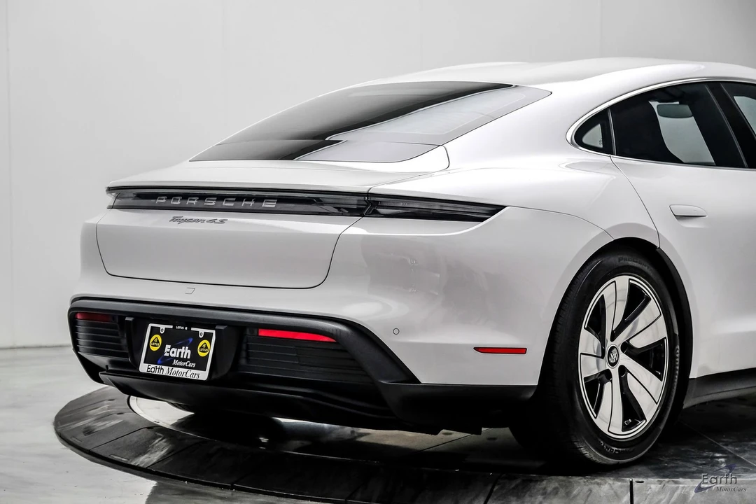 2023 Porsche 718 Cayman - Image 16 of 31