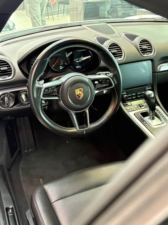 2023 Porsche 718 Cayman - Image 7 of 10