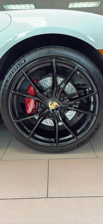 2023 Porsche 718 Cayman - Image 8 of 10