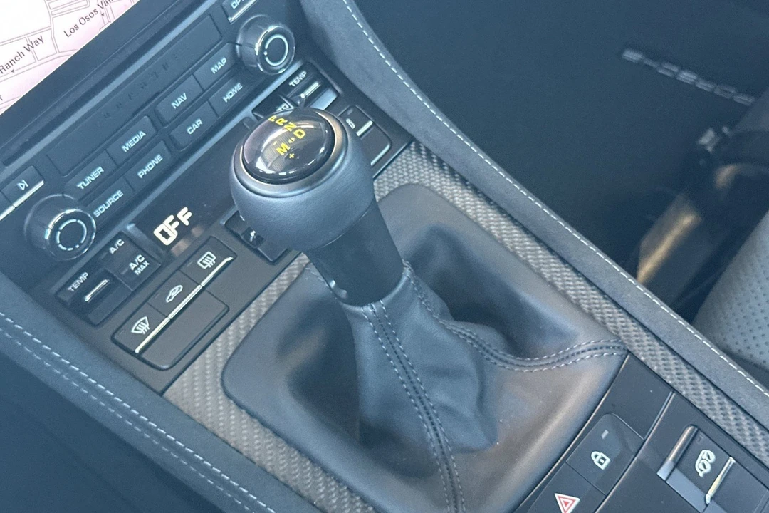 2023 Porsche 718 Cayman GT4 RS - Image 26 of 31