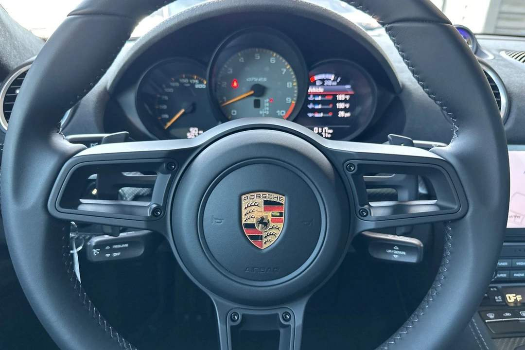 2023 Porsche 718 Cayman GT4 RS - Image 27 of 31