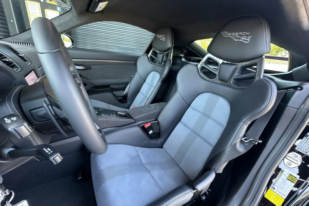 2023 Porsche 718 Cayman GT4 RS - Image 5 of 31