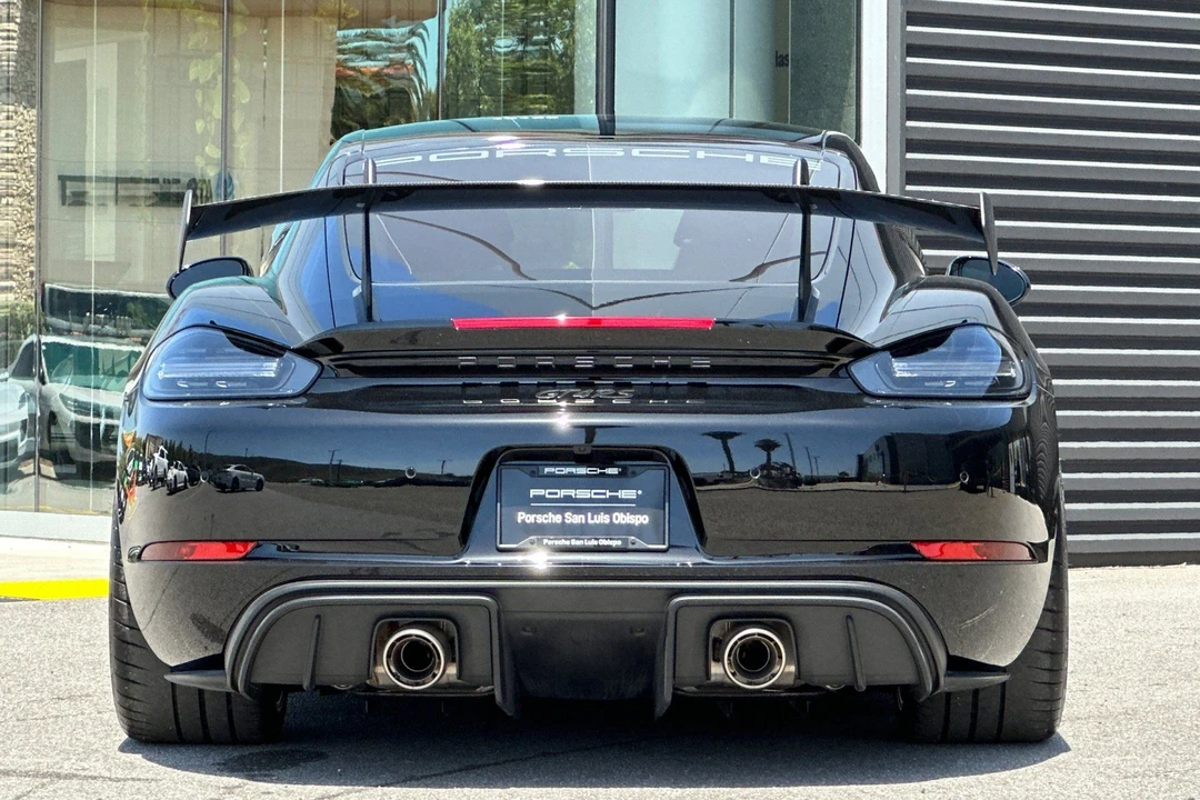 2023 Porsche 718 Cayman GT4 RS - Image 7 of 31
