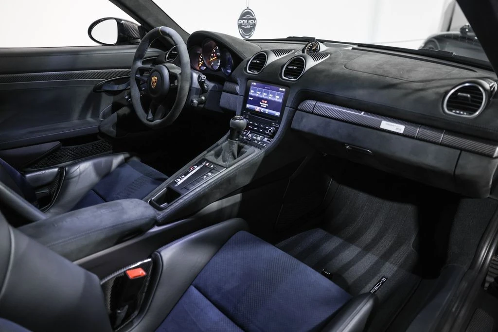 2023 Porsche 718 Cayman GT4 RS - Image 24 of 31