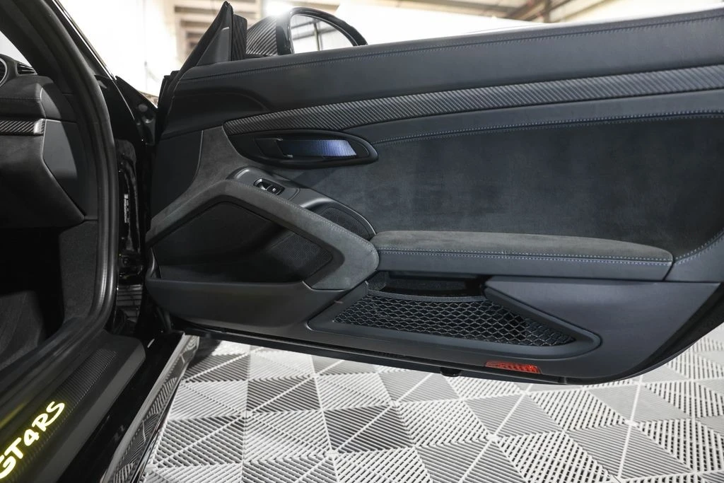 2023 Porsche 718 Cayman GT4 RS - Image 25 of 31