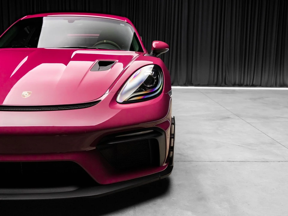 2023 Porsche 718 Cayman GT4 RS - Image 17 of 31