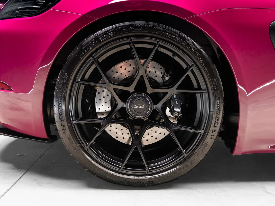 2023 Porsche 718 Cayman GT4 RS - Image 27 of 31