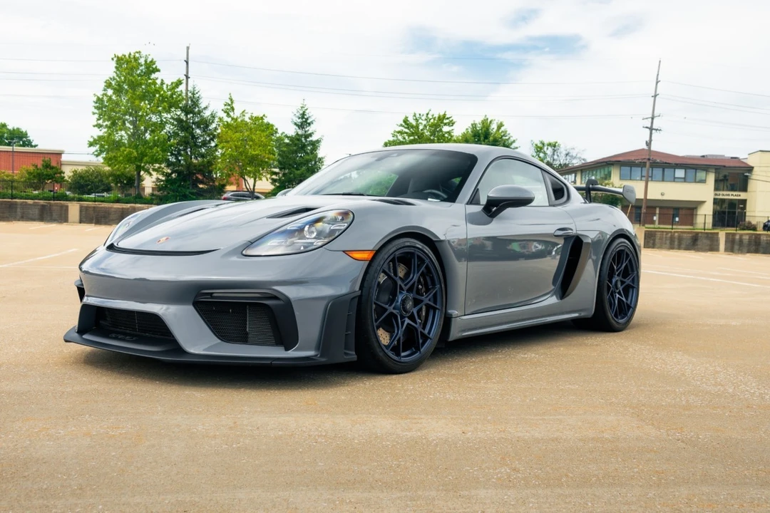 2023 Porsche 718 Cayman GT4 RS - Image 2 of 31