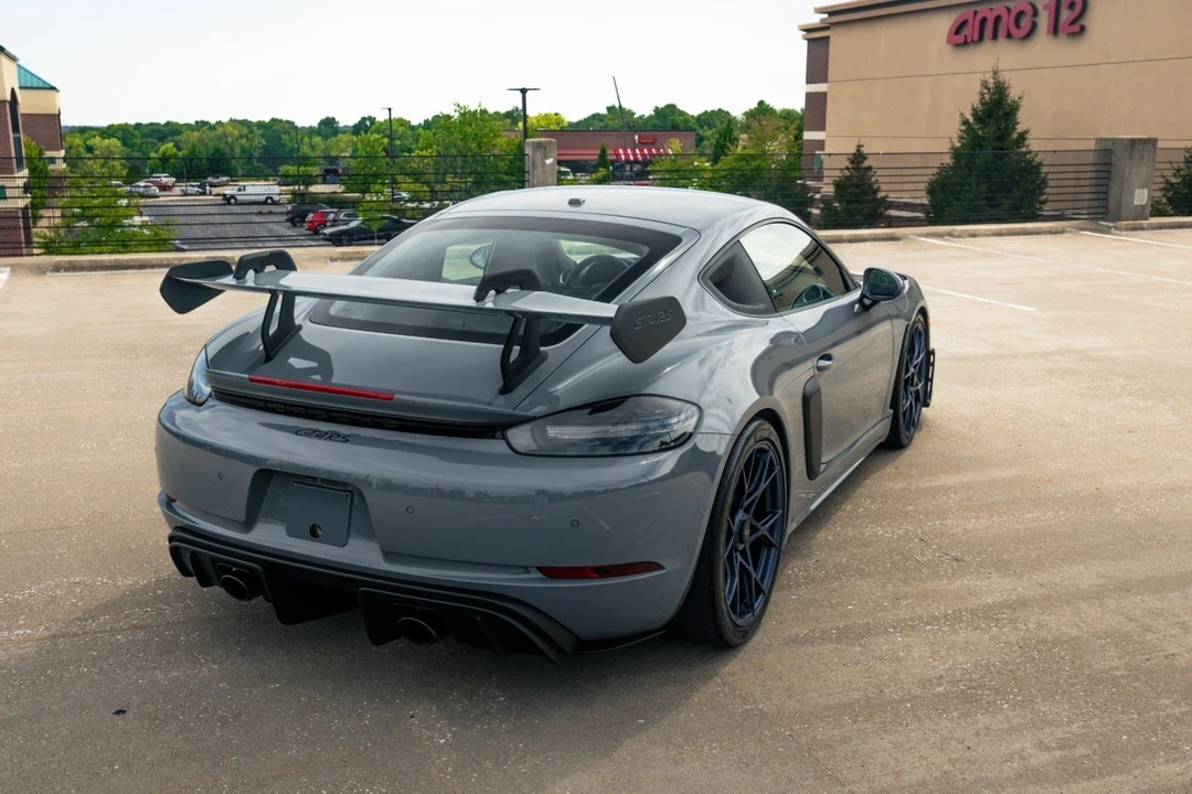 2023 Porsche 718 Cayman GT4 RS - Image 20 of 31
