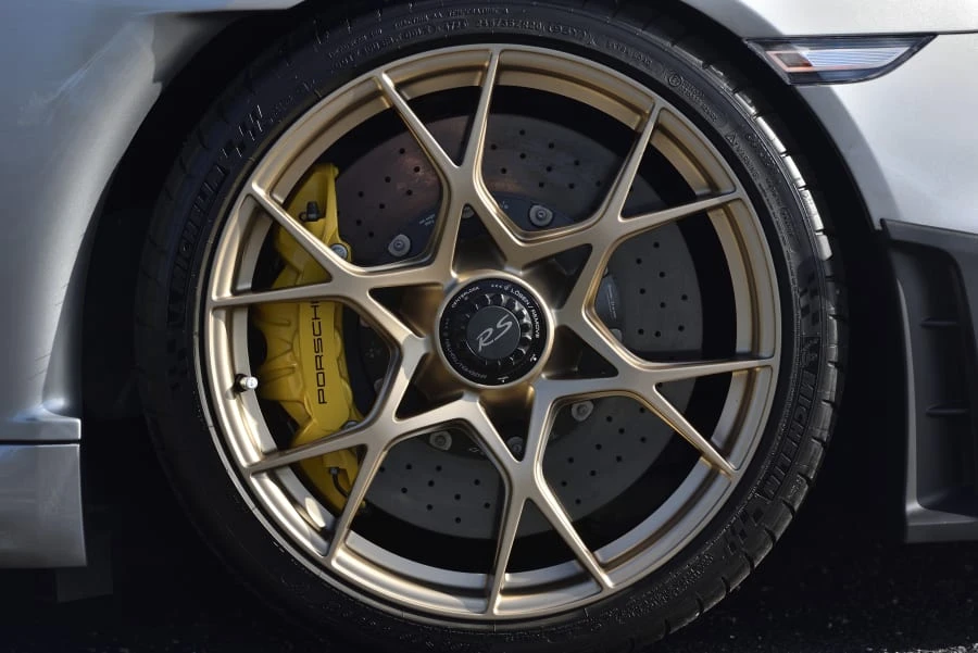 2023 Porsche 718 Cayman GT4 RS - Image 7 of 31