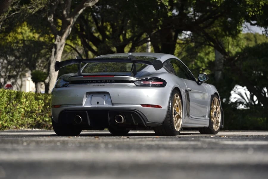2023 Porsche 718 Cayman GT4 RS - Image 14 of 31