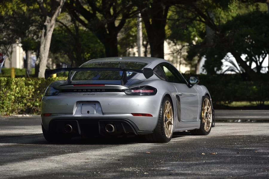 2023 Porsche 718 Cayman GT4 RS - Image 27 of 31