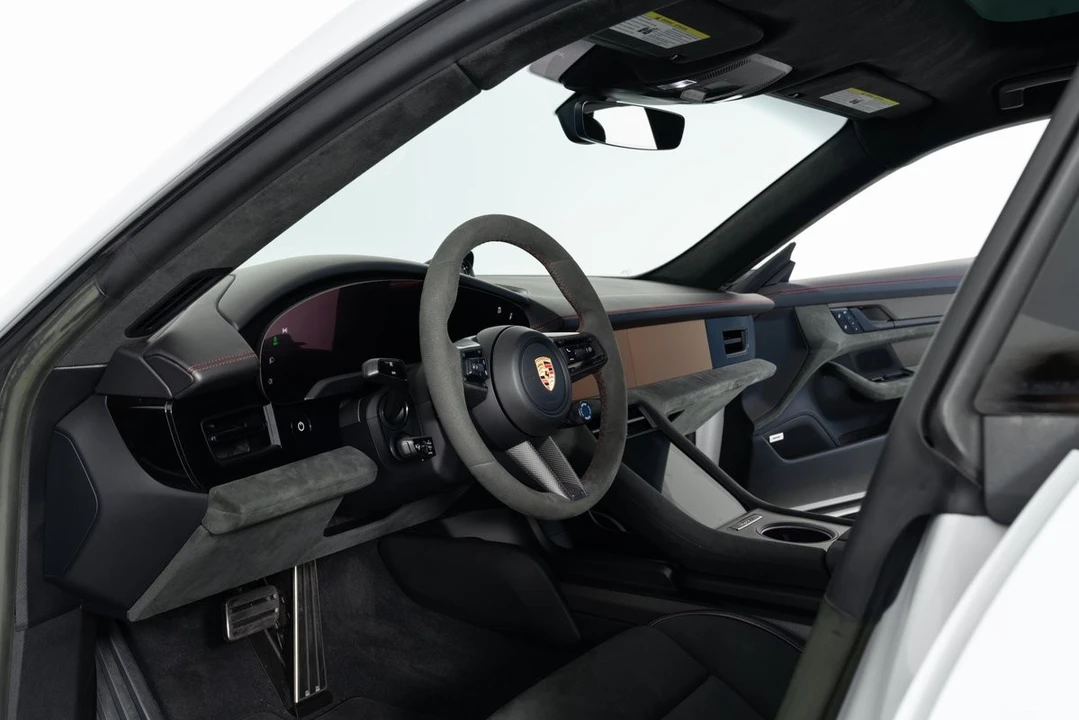 2023 Porsche 718 Cayman GTS 4.0 - Image 11 of 31
