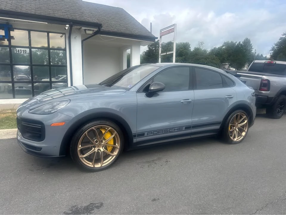 2023 Porsche 911 - Image 2 of 15