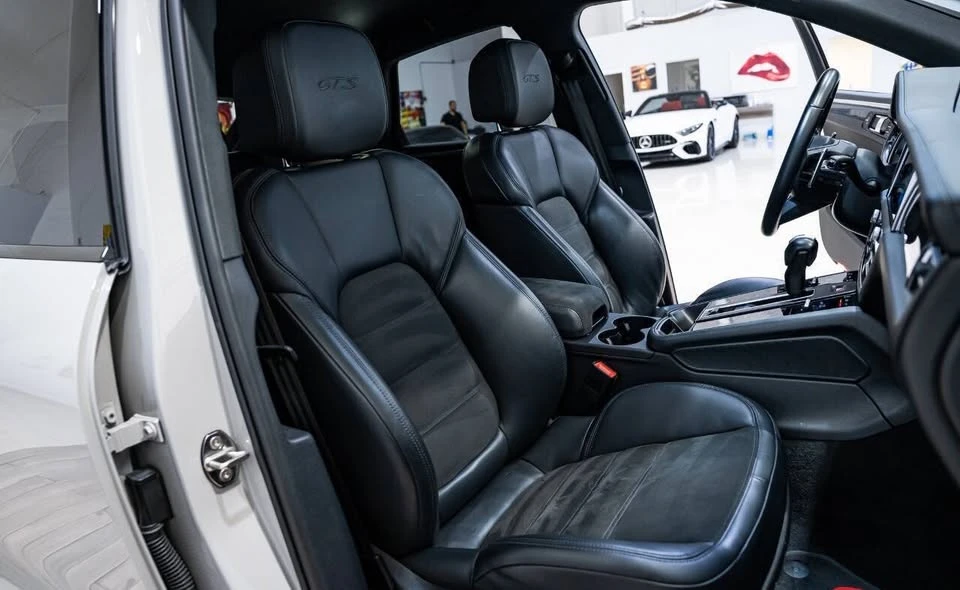 2023 Porsche Macan GTS - Image 12 of 17