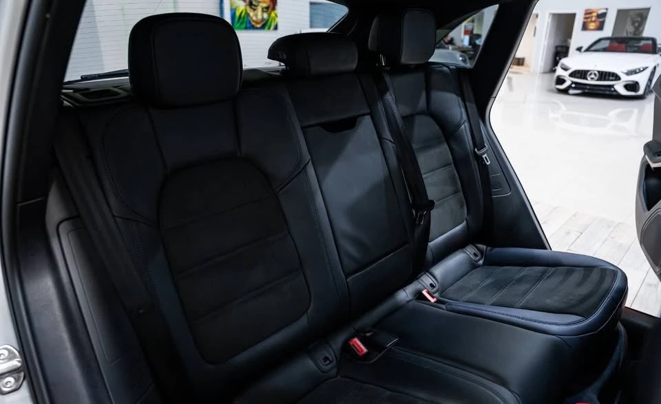 2023 Porsche Macan GTS - Image 13 of 17
