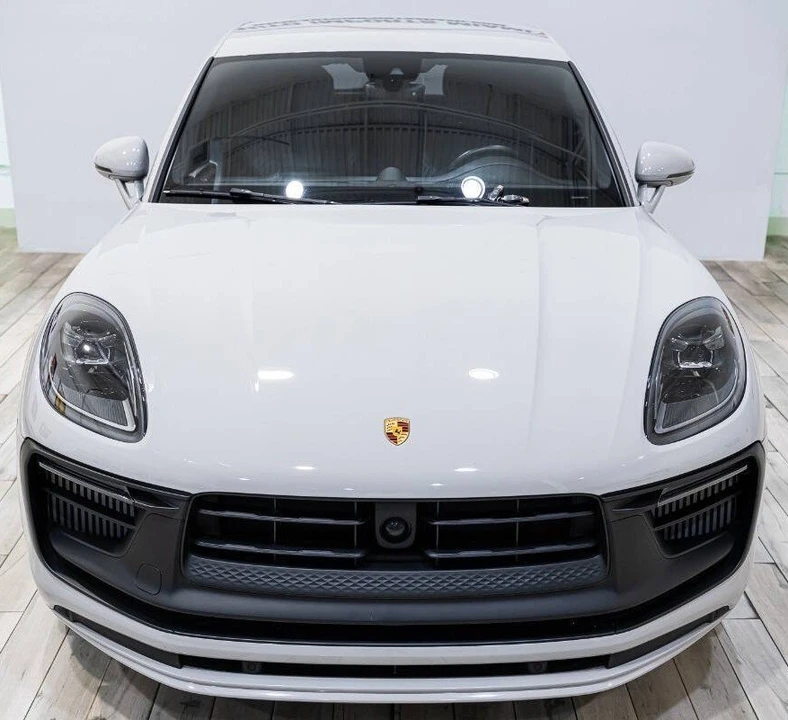 2023 Porsche Macan GTS - Image 8 of 17