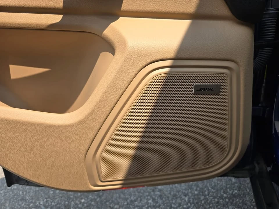 2023 Porsche Macan T - Image 14 of 19