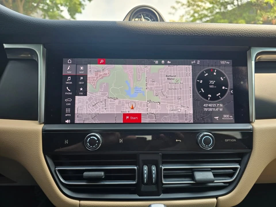 2023 Porsche Macan T - Image 8 of 19